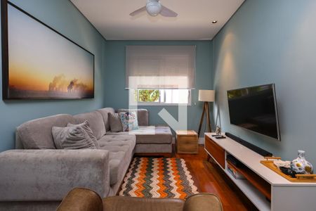 Sala de TV de casa de condomínio à venda com 2 quartos, 126m² em Jardim Monte Kemel, São Paulo