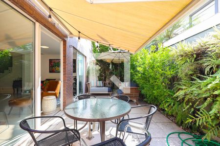 Terraço de casa de condomínio à venda com 2 quartos, 126m² em Jardim Monte Kemel, São Paulo