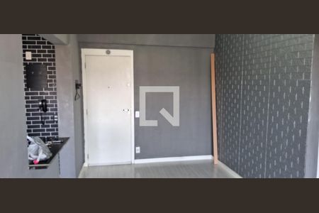 Apartamento para alugar com 1 quarto, 55m² em Del Castilho, Rio de Janeiro