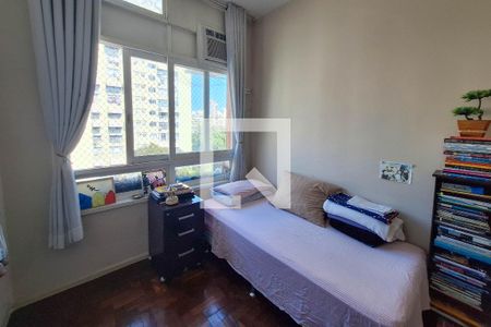 Quarto 1 de apartamento para alugar com 4 quartos, 135m² em Icaraí, Niterói