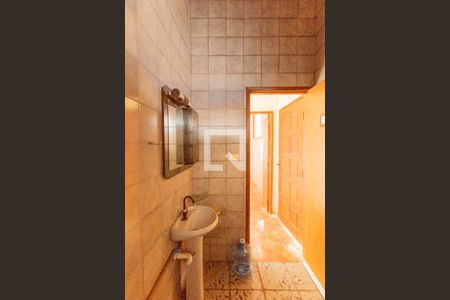 Banheiro  de casa à venda com 1 quarto, 162m² em Jardim Cidalia, São Paulo