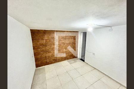 Quarto de casa de condomínio para alugar com 1 quarto, 35m² em Vila Guaca, São Paulo