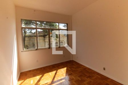 Quarto 1 de apartamento à venda com 2 quartos, 60m² em Centro, Niterói