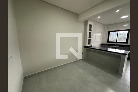 Sala de casa para alugar com 2 quartos, 53m² em Vila Pouso Alegre, Barueri