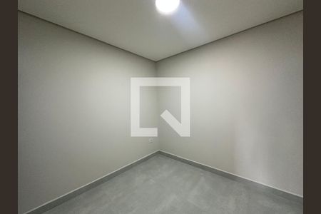 Quarto de casa para alugar com 1 quarto, 40m² em Vila Pouso Alegre, Barueri