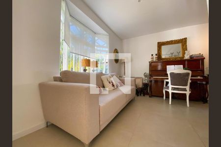 Sala de casa para alugar com 3 quartos, 600m² em Campeche, Florianópolis