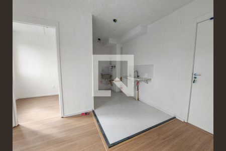 Sala/Cozinha de apartamento à venda com 2 quartos, 32m² em Jardim Caravelas, São Paulo