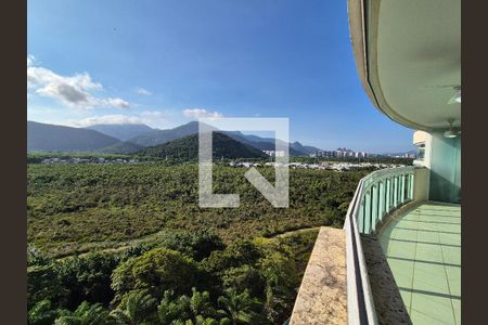 Vista  de apartamento à venda com 4 quartos, 235m² em Barra da Tijuca, Rio de Janeiro