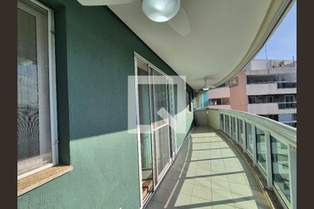 Varanda  de apartamento à venda com 4 quartos, 235m² em Barra da Tijuca, Rio de Janeiro