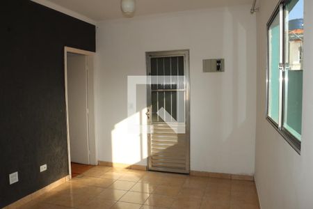 Casa para alugar com 2 quartos, 100m² em Jardim Capao Redondo, Embu das Artes