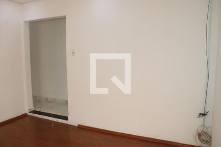 Casa para alugar com 2 quartos, 70m² em Jardim Capao Redondo, Embu das Artes