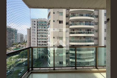 Sala - Varanda  de apartamento para alugar com 2 quartos, 74m² em Barra Olímpica, Rio de Janeiro