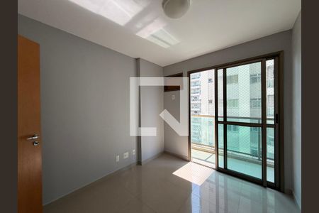Quarto de apartamento para alugar com 2 quartos, 74m² em Barra Olímpica, Rio de Janeiro