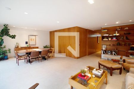 Casa à venda com 3 quartos, 468m² em Alto de Pinheiros, São Paulo