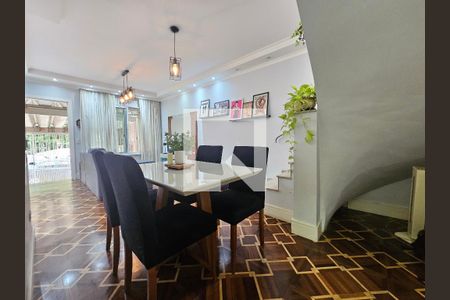 Sala de casa à venda com 3 quartos, 129m² em Campo Belo, São Paulo