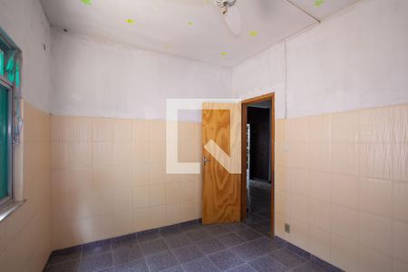 Quarto 2 de casa para alugar com 2 quartos, 110m² em Sete Pontes, São Gonçalo