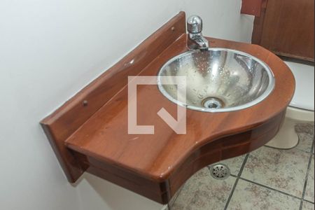 Lavabo de casa para alugar com 3 quartos, 180m² em Brooklin, São Paulo