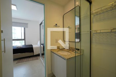 Banheiro de kitnet/studio para alugar com 1 quarto, 27m² em Jardim Aurelia, São Paulo