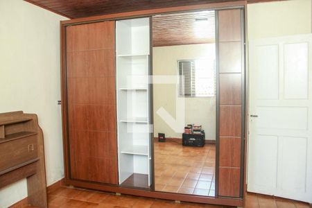 Quarto 1 de casa para alugar com 2 quartos, 85m² em Jardim Utinga, Santo André