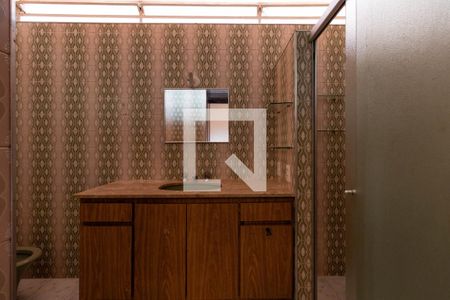 Banheiro da Suíte 1 de casa para alugar com 4 quartos, 398m² em Vila Ipojuca, São Paulo