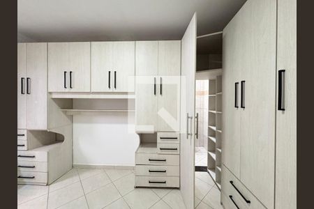 Suíte  de casa para alugar com 2 quartos, 70m² em Vila Duarte, São Paulo