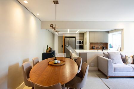 Sala/Cozinha de apartamento para alugar com 2 quartos, 92m² em Vila Nova Conceição, São Paulo