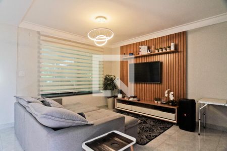 Sala de casa para alugar com 2 quartos, 90m² em Jardim Santo Elias, São Paulo