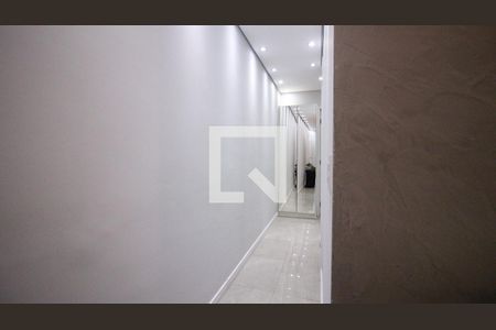 Corredor de apartamento à venda com 2 quartos, 56m² em Vila Ema, São Paulo