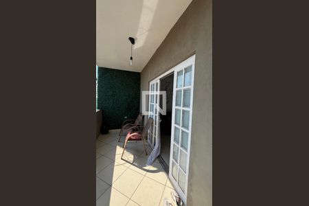 Sala Varanda de casa à venda com 3 quartos, 125m² em Parque Itrapoã, Santo André