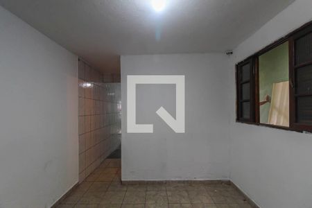Sala de casa para alugar com 2 quartos, 110m² em Jardim Sapopemba, São Paulo