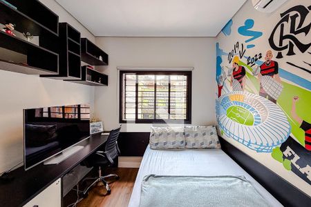 Quarto 1 de casa para alugar com 4 quartos, 320m² em Jardim da Gloria, São Paulo