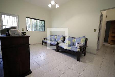 Casa à venda com 3 quartos, 1044m² em Recreio da Borda do Campo, Santo André