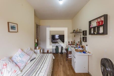 Sala de casa à venda com 3 quartos, 107m² em Vila Brasilina, São Paulo