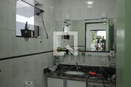 Lavabo  de casa para alugar com 3 quartos, 250m² em Jardim Dourado, Guarulhos
