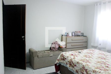 Suíte  de casa para alugar com 3 quartos, 250m² em Jardim Dourado, Guarulhos