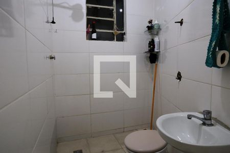 Banheiro de apartamento para alugar com 1 quarto, 32m² em Centro, Belo Horizonte