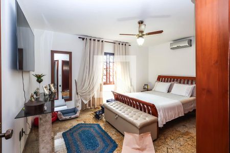 Suíte 1 de casa para alugar com 3 quartos, 234m² em Jardim Patente Novo, São Paulo