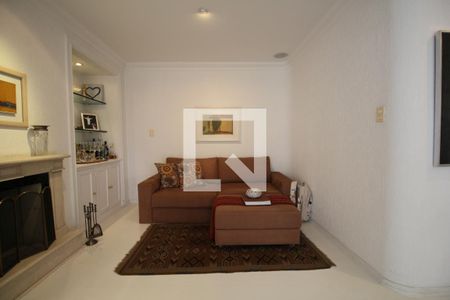 Sala de apartamento à venda com 3 quartos, 220m² em Real Parque, São Paulo