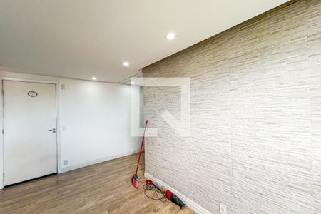 Sala de apartamento para alugar com 2 quartos, 45m² em Loteamento City Jaragua, São Paulo