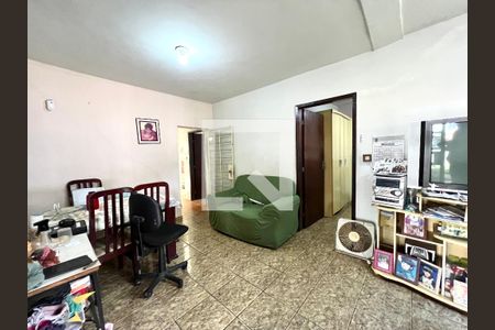 Casa à venda com 3 quartos, 360m² em São João Batista, Belo Horizonte