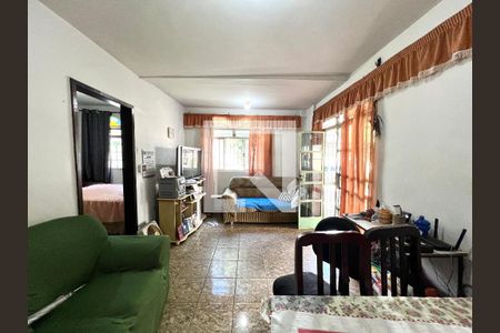 Casa à venda com 3 quartos, 360m² em São João Batista, Belo Horizonte