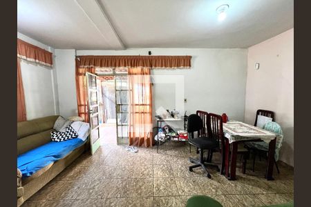 Casa à venda com 3 quartos, 360m² em São João Batista, Belo Horizonte