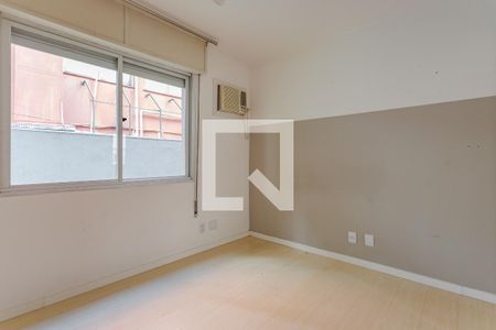 Quarto 2 de apartamento para alugar com 2 quartos, 65m² em Mont’serrat, Porto Alegre
