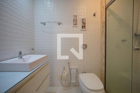 Banheiro  de apartamento para alugar com 2 quartos, 54m² em Kobrasol, São José