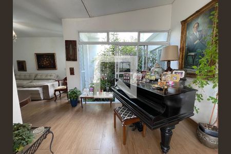 Sala de casa à venda com 3 quartos, 120m² em Vila Sonia, São Paulo