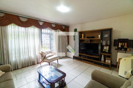 Sala de casa à venda com 3 quartos, 217m² em Cidade Vargas, São Paulo