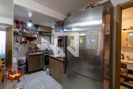 Cozinha e Área de Serviço de apartamento para alugar com 2 quartos, 45m² em São José, Porto Alegre
