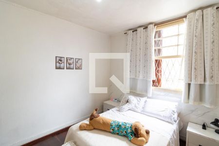 Quarto 1 de casa à venda com 3 quartos, 350m² em Santana, Porto Alegre