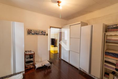 Closet do quarto de casa à venda com 3 quartos, 350m² em Santana, Porto Alegre