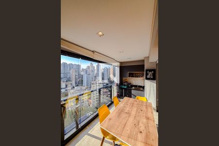 Varanda de kitnet/studio à venda com 1 quarto, 38m² em Vila Mariana, São Paulo